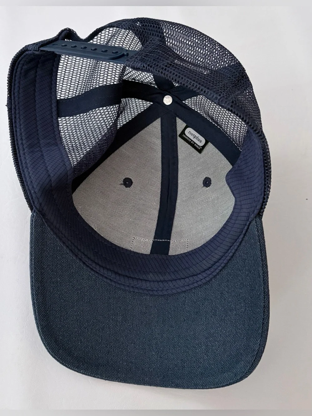 Patagonia Men’s Hat P-6 Label LoPro UnTrucker Hat Stone Blue